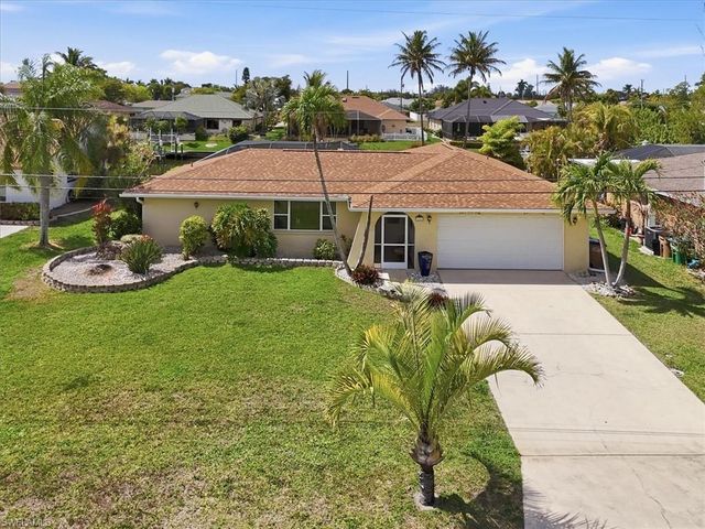 3226 SE 2nd AVE, Cape Coral, FL 33904