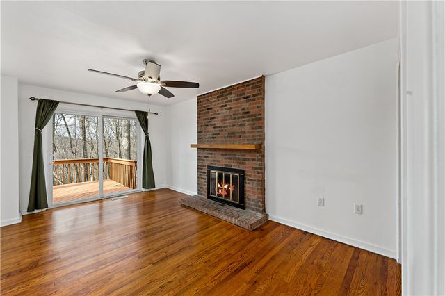 627 Berwick Ct, Mccandless, PA 15237