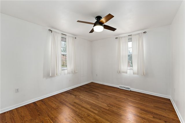 627 Berwick Ct, Mccandless, PA 15237