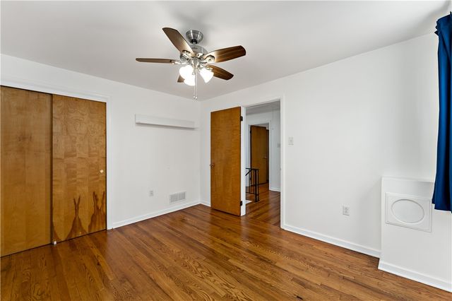 627 Berwick Ct, Mccandless, PA 15237