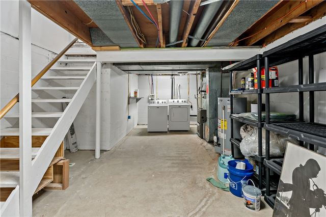 627 Berwick Ct, Mccandless, PA 15237