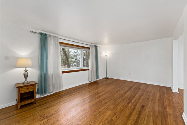 627 Berwick Ct, Mccandless, PA 15237