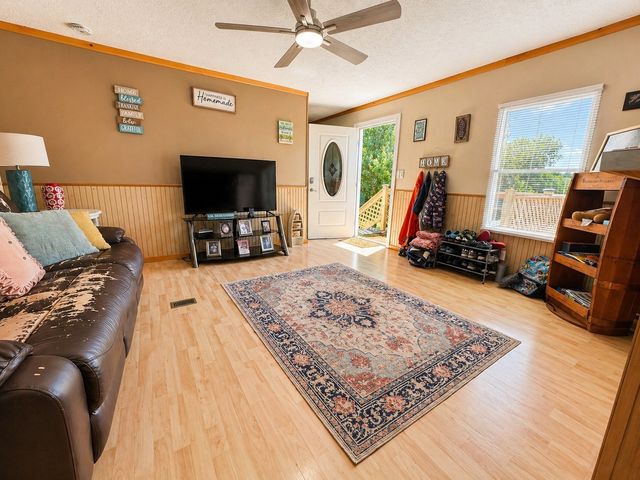145 Rogers Ln, Birchwood, TN 37308