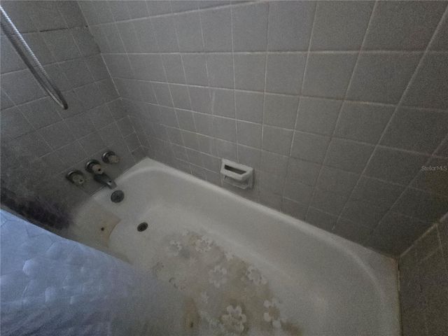 682 REGINA ROAD, Dunedin, FL 34698