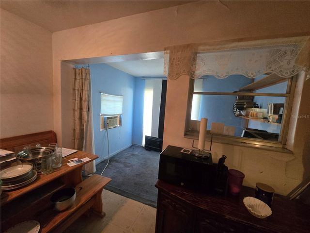 682 REGINA ROAD, Dunedin, FL 34698