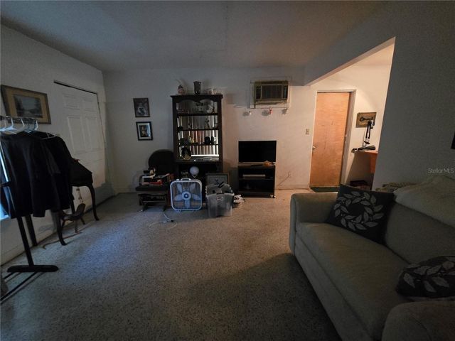 682 REGINA ROAD, Dunedin, FL 34698