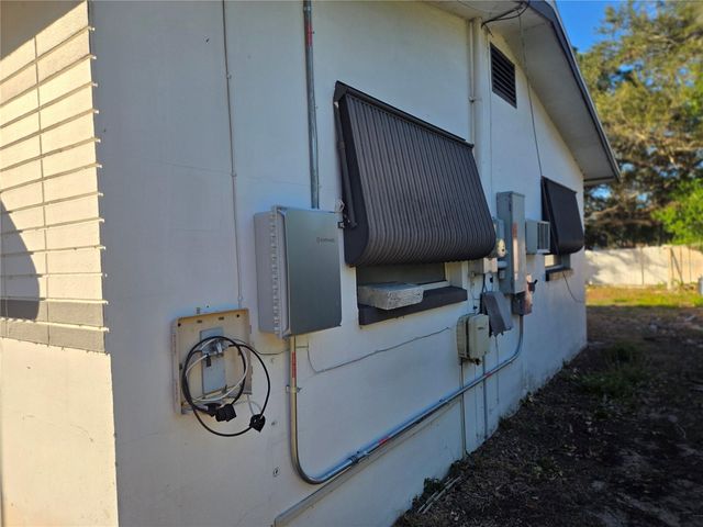 682 REGINA ROAD, Dunedin, FL 34698