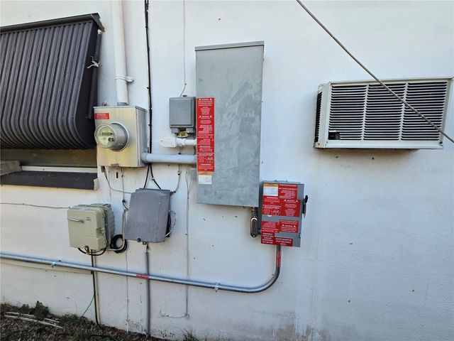 682 REGINA ROAD, Dunedin, FL 34698