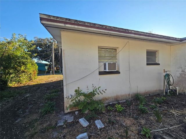 682 REGINA ROAD, Dunedin, FL 34698