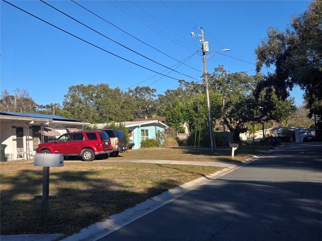 682 REGINA ROAD, Dunedin, FL 34698