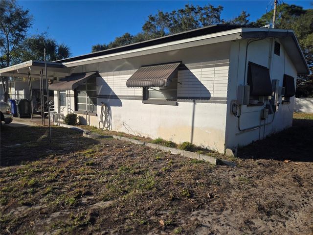 682 REGINA ROAD, Dunedin, FL 34698