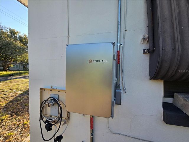 682 REGINA ROAD, Dunedin, FL 34698