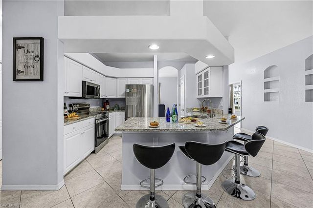 2649 SW 32nd ST, Cape Coral, FL 33914