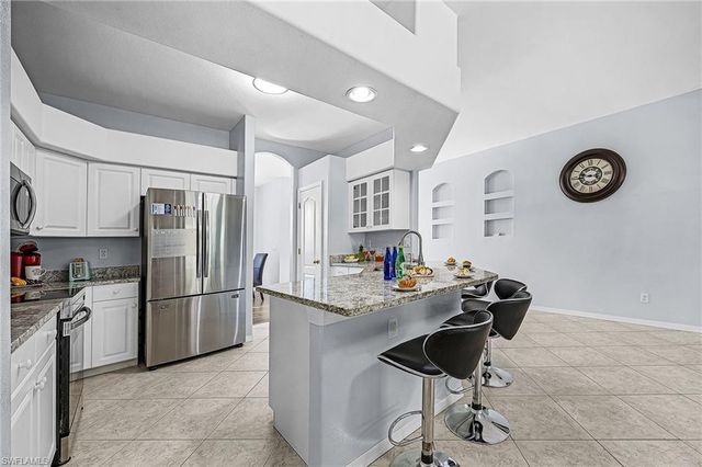 2649 SW 32nd ST, Cape Coral, FL 33914