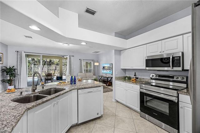 2649 SW 32nd ST, Cape Coral, FL 33914