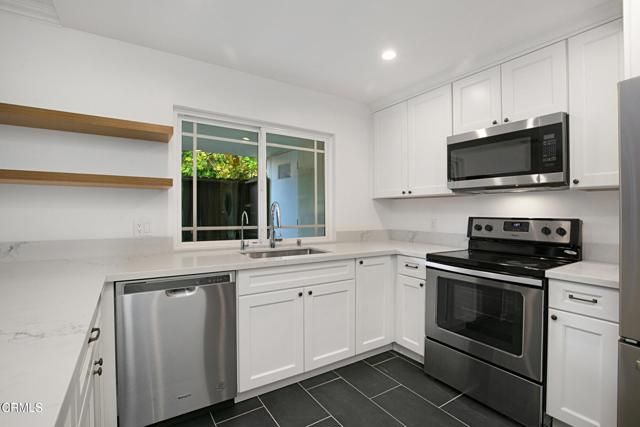 1429 Valley View Road 13, Glendale, CA 91202