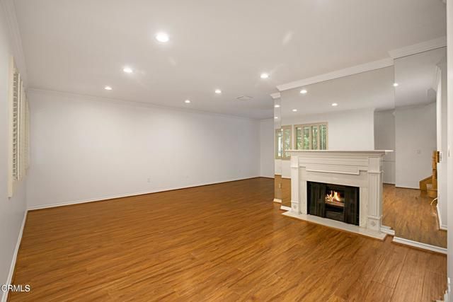 1429 Valley View Road 13, Glendale, CA 91202