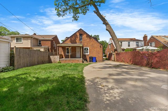 19182 Mendota Street, Detroit, MI 48221