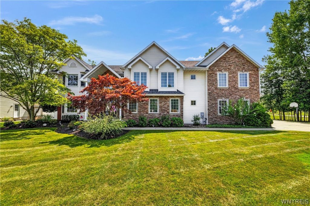 243 South Lane, Grand Island, NY 14072