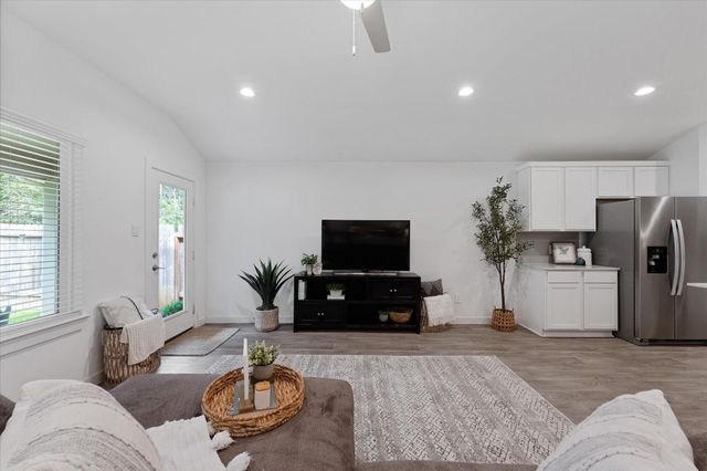 10426 Plateau Point Trail, Conroe, TX 77384