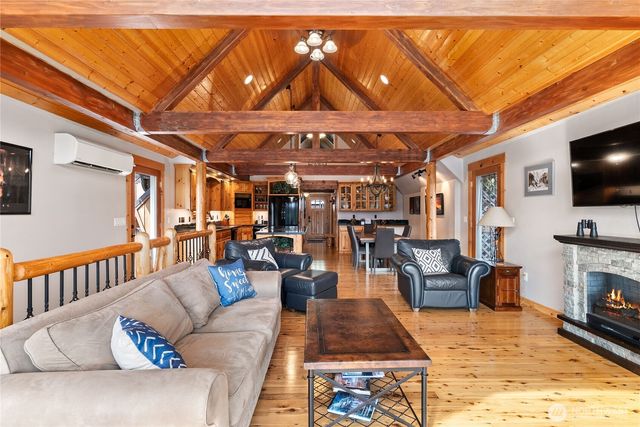 32217 Whitman Lake Drive, Graham, WA 98338