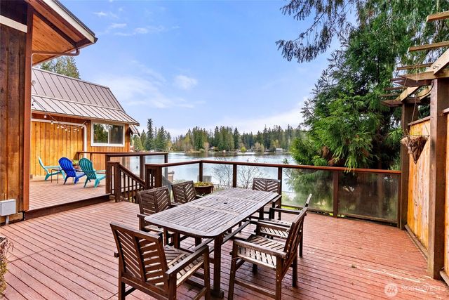 32217 Whitman Lake Drive, Graham, WA 98338