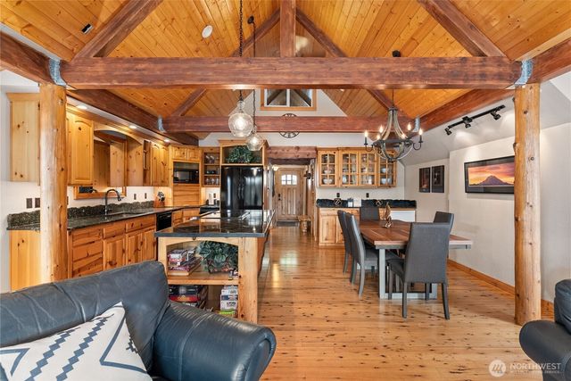 32217 Whitman Lake Drive, Graham, WA 98338