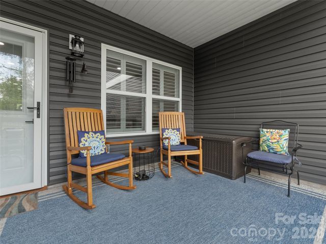 143 Carver Street 13, Brevard, NC 28712