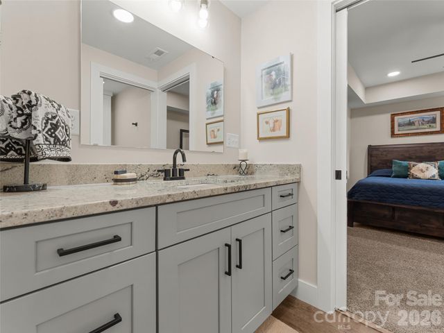 143 Carver Street 13, Brevard, NC 28712