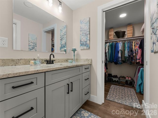 143 Carver Street 13, Brevard, NC 28712