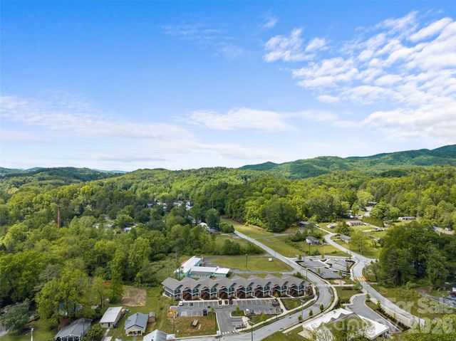 143 Carver Street 13, Brevard, NC 28712