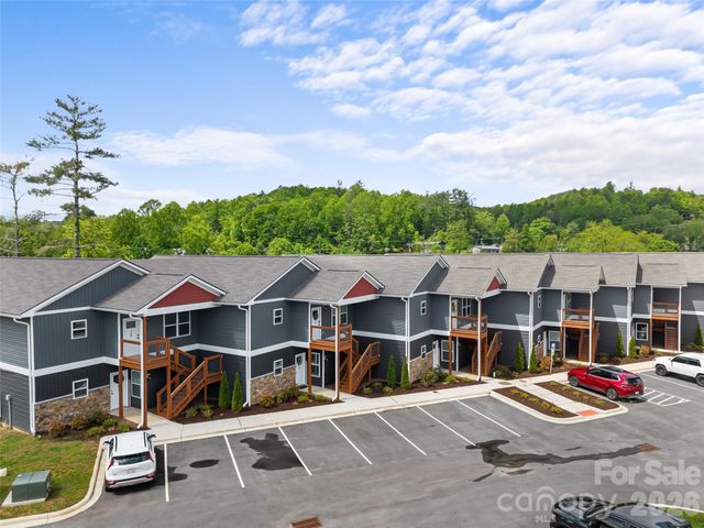 143 Carver Street 13, Brevard, NC 28712