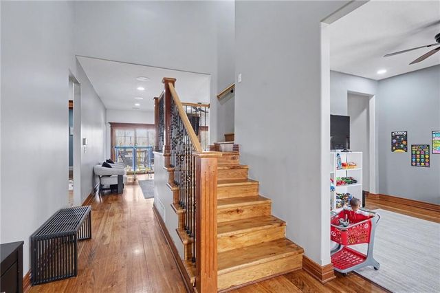 17492 Evans Road, Tonganoxie, KS 66086