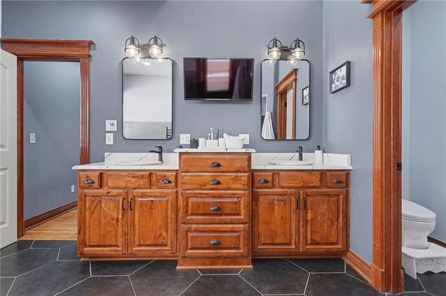 17492 Evans Road, Tonganoxie, KS 66086