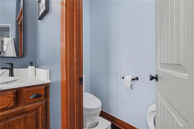 17492 Evans Road, Tonganoxie, KS 66086