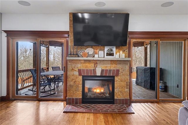 17492 Evans Road, Tonganoxie, KS 66086