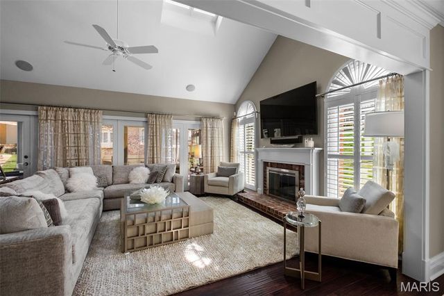 1518 Mallard Pointe Court, Chesterfield, MO 63017