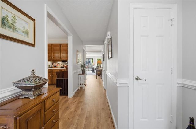 65 Sandie Point DR, Portsmouth, VA 23701