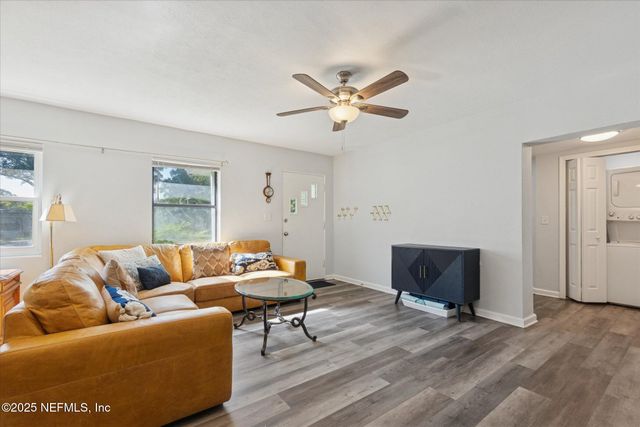 5419 S SOUTH RIVER Road, Jacksonville, FL 32211