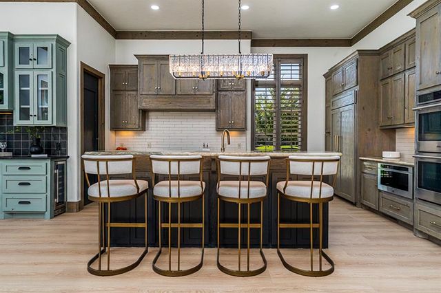 16324 Morningside Drive, Edmond, OK 73013