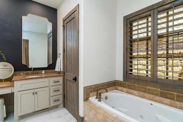 16324 Morningside Drive, Edmond, OK 73013
