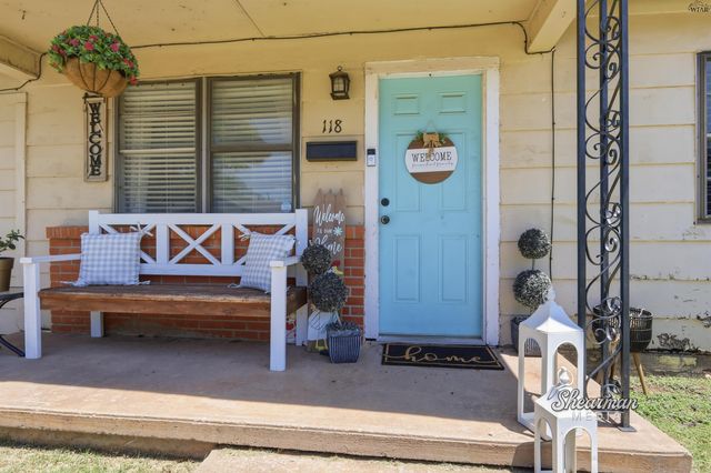118 DUNDEE DRIVE, Wichita Falls, TX 76302