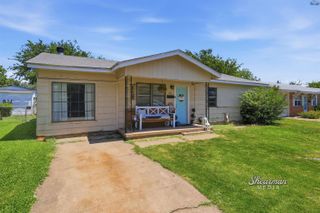 118 DUNDEE DRIVE, Wichita Falls, TX 76302