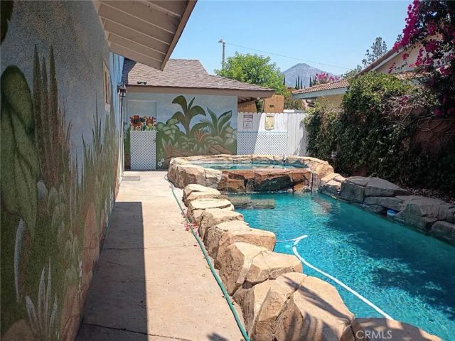 444 Redlands Avenue, Claremont, CA 91711