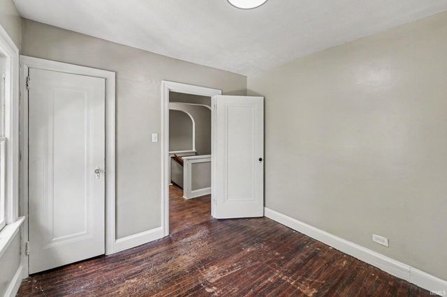 1237 Blaine Avenue, South Bend, IN 46616