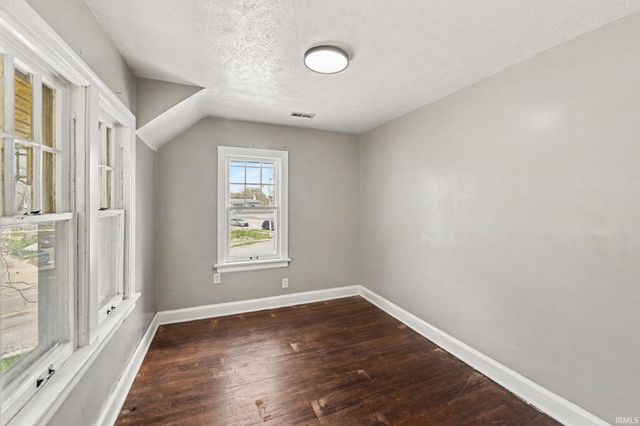 1237 Blaine Avenue, South Bend, IN 46616