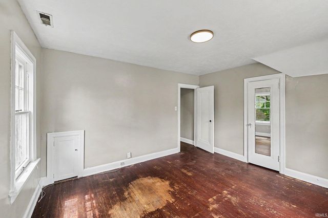 1237 Blaine Avenue, South Bend, IN 46616
