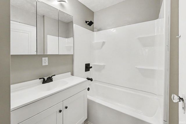 1237 Blaine Avenue, South Bend, IN 46616