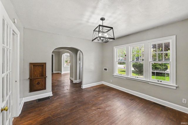 1237 Blaine Avenue, South Bend, IN 46616