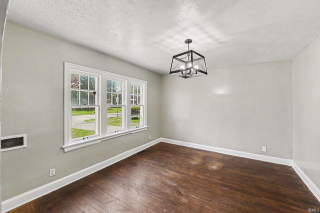1237 Blaine Avenue, South Bend, IN 46616